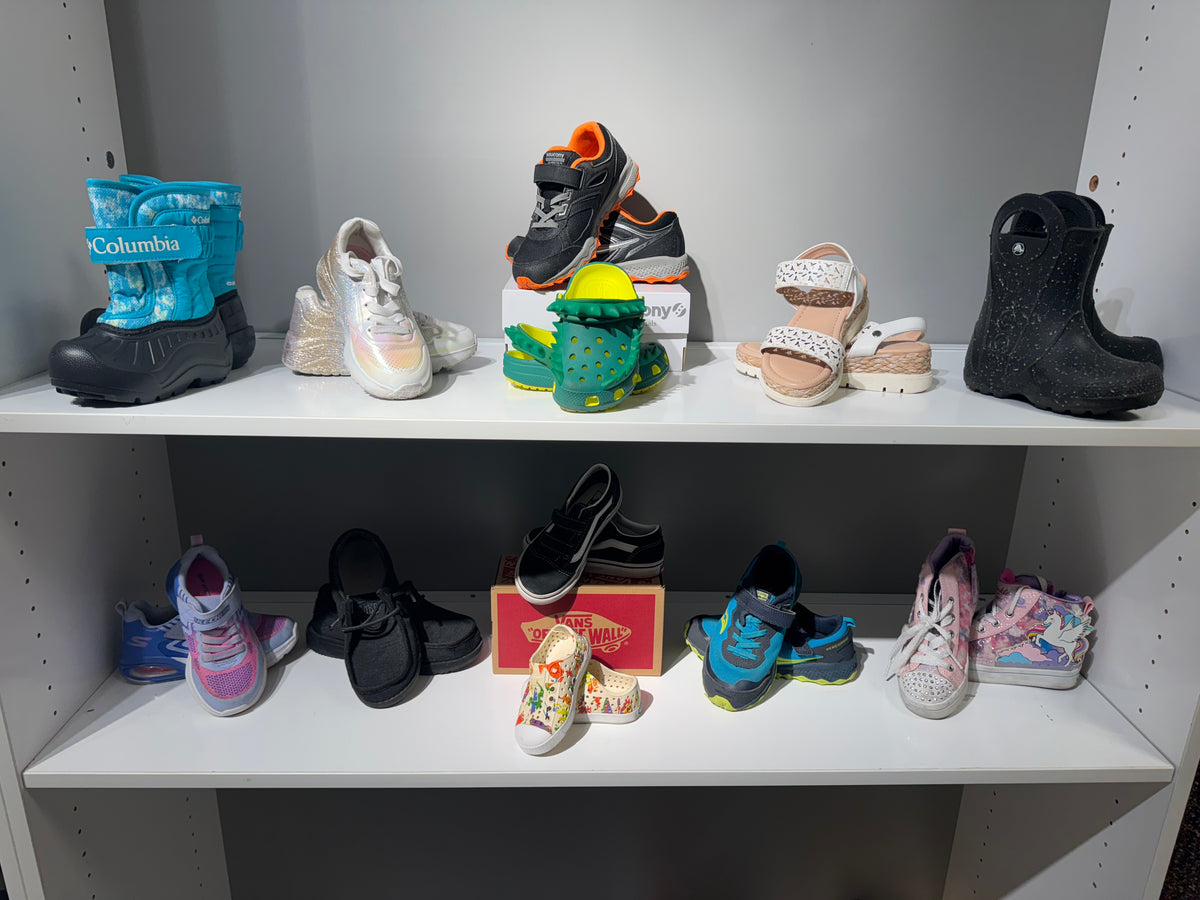 Branded SHOES Truckload