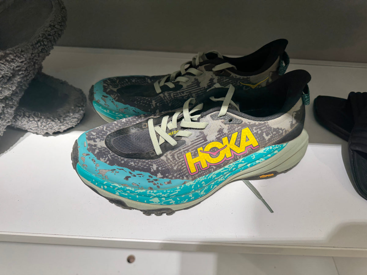 Branded SHOES Truckload