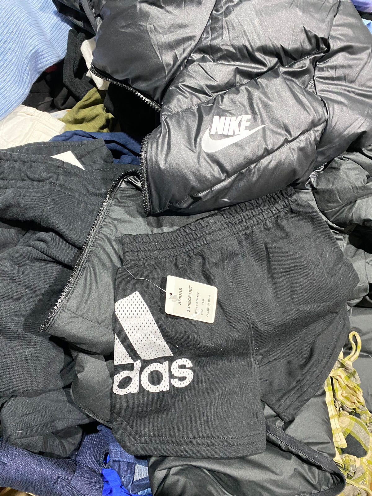 LUXURY RETAILER Apparel Pallet