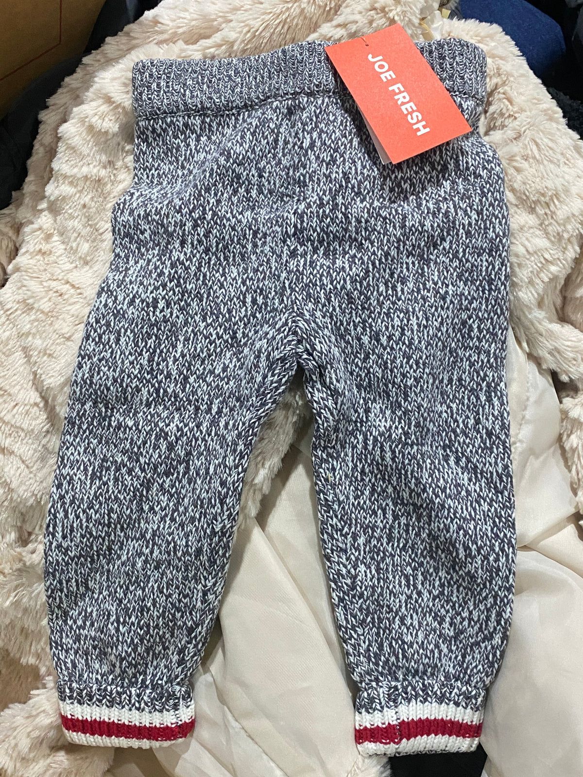 LUXURY RETAILER Apparel Pallet
